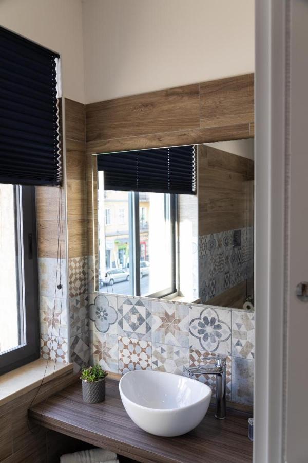 Famalu Apartments Napoli Ngoại thất bức ảnh