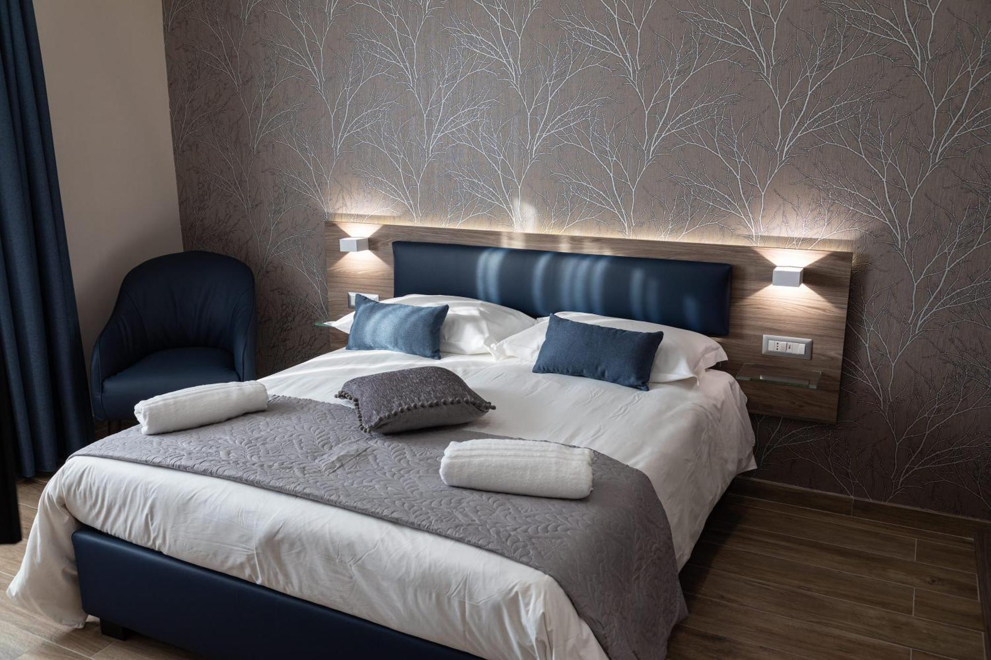 Famalu Apartments Napoli Ngoại thất bức ảnh