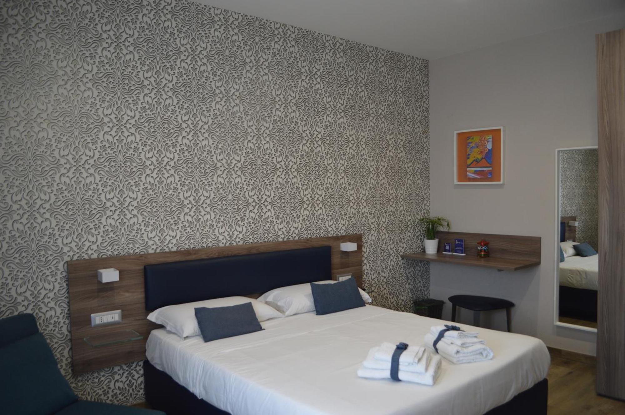 Famalu Apartments Napoli Ngoại thất bức ảnh