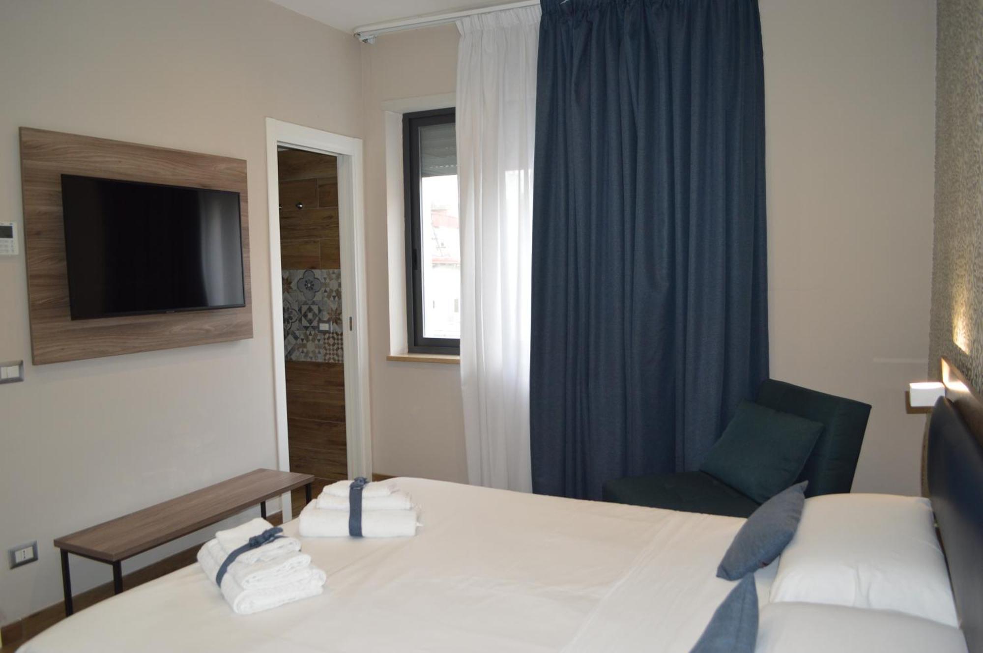 Famalu Apartments Napoli Ngoại thất bức ảnh